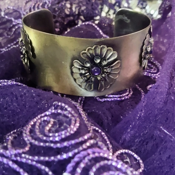 Vintage Brass & Purple Cuff Bangle - Picture 6 of 8